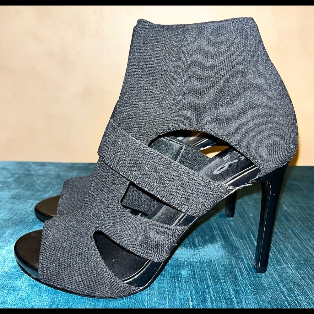 NWOT Mix No. 6 Stretch Open Toe Ankle Boot